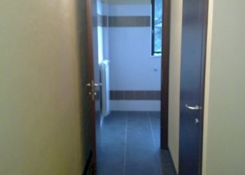 14122009242.jpg - Ufficio via de gasperi, Lucca - foto 15