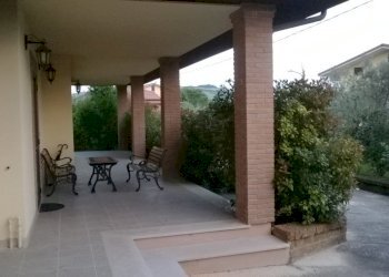 Campli villa in vendita (23).jpg - Villa Campli - photo 5