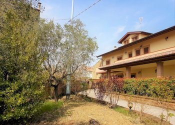 IMG-20190317-WA0002.jpg - Villa Campli - photo 19