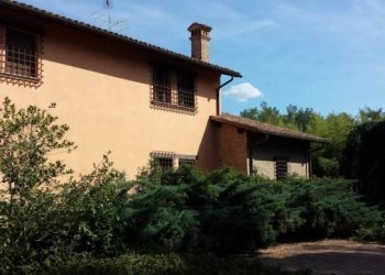 Villa Imola - foto 1