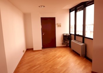 vano - Ufficio VIA Porta 22, Gallarate - foto 1