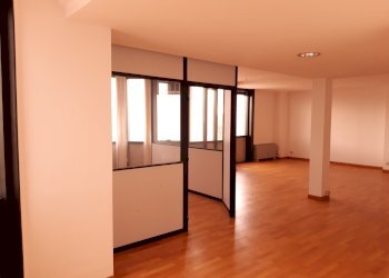 vano - Ufficio VIA Porta 22, Gallarate - foto 2