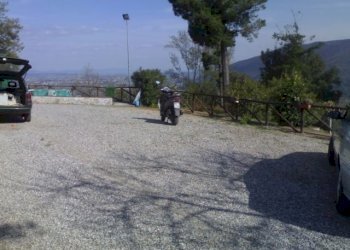 04042008378.jpg - Rustico Via Vecchia di Nozzano, Lucca - foto 13