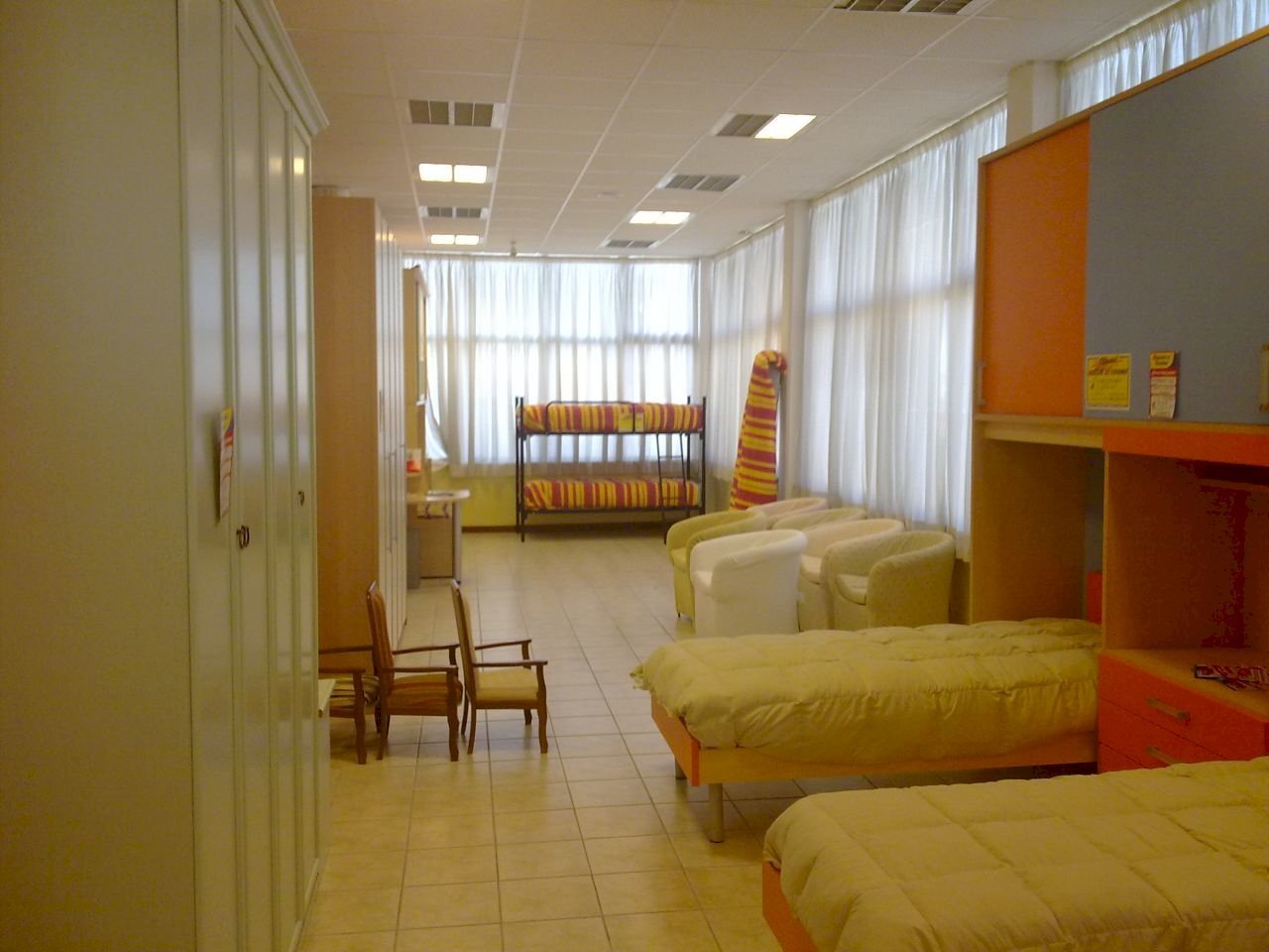 15032010754.jpg - Locale Commerciale Via dei Marmi 67, Viareggio - foto 1