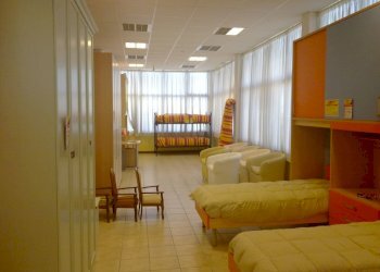 15032010754.jpg - Locale Commerciale Via dei Marmi 67, Viareggio - foto 1