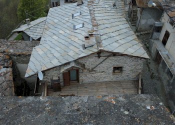Semi-detached house Frazione Villaretto, Pontechianale - photo 1