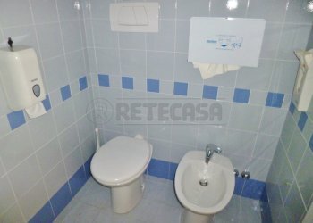 ambulatorio - bagno - Ufficio Via XXIV Maggio, Montebello Vicentino - foto 6