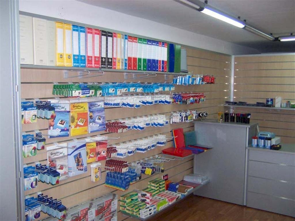 3ffc728c566a8139c69f86cb67c648155236a50a.jpg - Edicole - Edicole con Chiosco Via santa croce 109, Lucca - foto 3