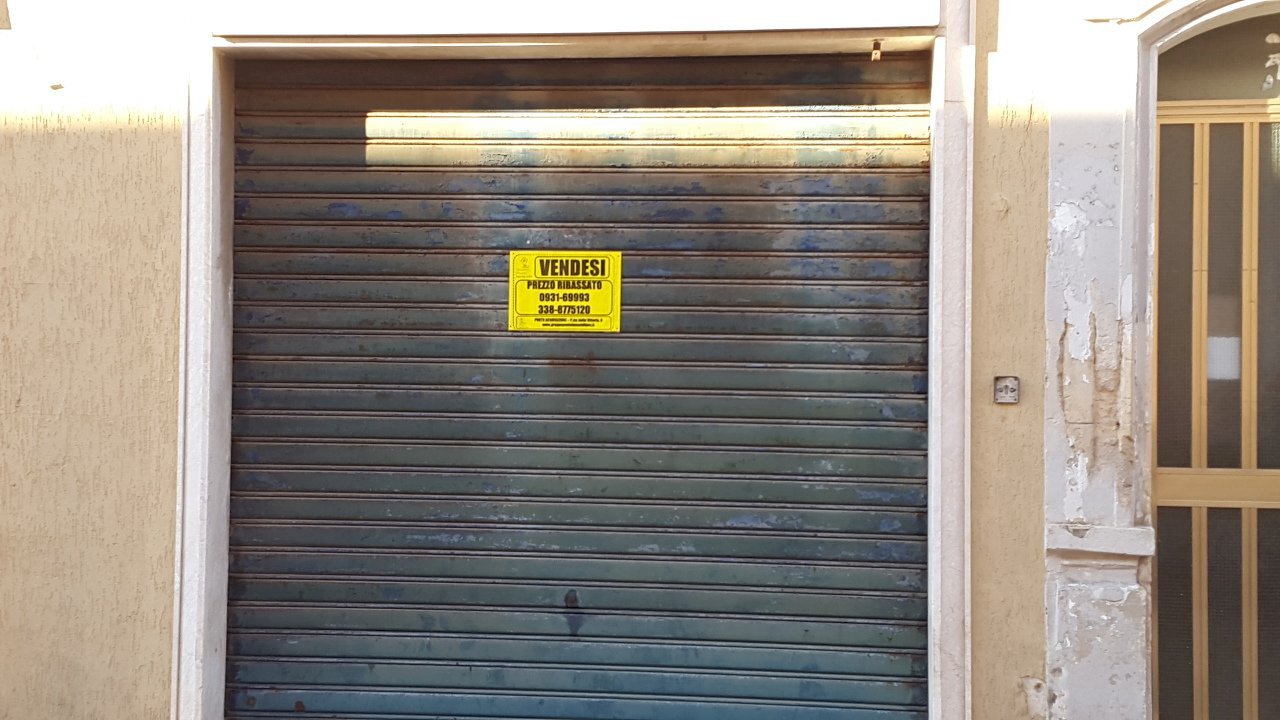 20151229_091626.jpg - Commercial Premises Siracusa - photo 3