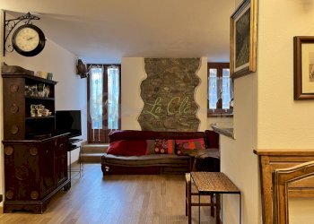 AFFITTO COURMAYEUR: zona pranzo e salotto - Quadrilocale Passaggio Truchet 2B, Courmayeur - foto 4