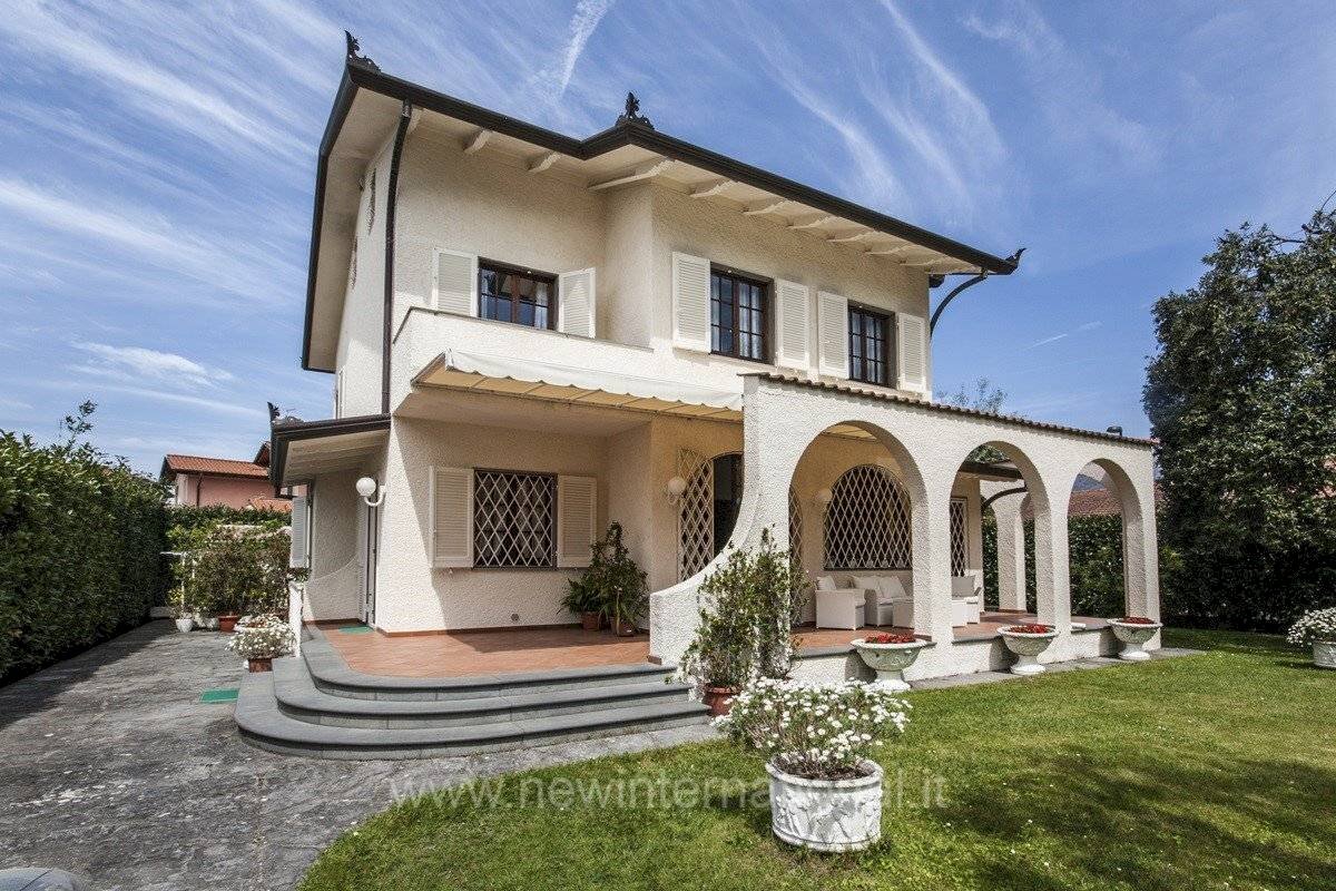 Esterno - Villa via G. Amendola, 65, Forte dei Marmi - photo 3