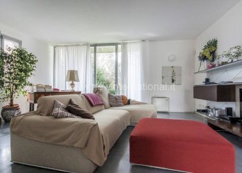 Soggiorno - Villa via Castellaro, frazione Fontia, Carrara - foto 10