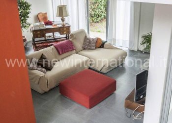 Soggiorno - Villa via Castellaro, frazione Fontia, Carrara - foto 13