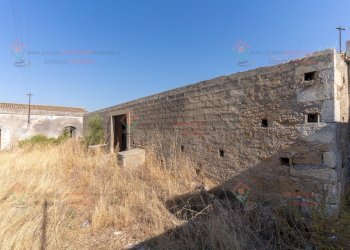 RIC09210.jpg - Casale Siracusa - photo 15
