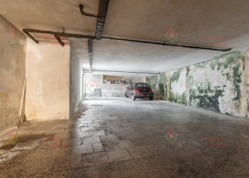 RIC07224.jpg - Box Melilli - foto 5