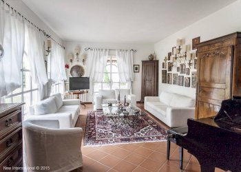 soggiorno - Villa via Pablo Picasso, Forte dei Marmi - foto 8