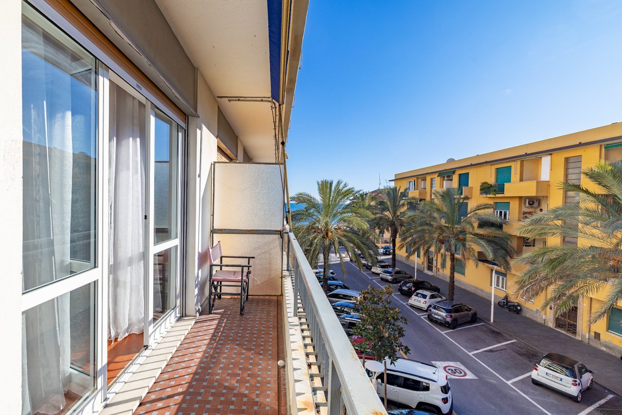 _O2A9863.jpg - Quadrilocale Via Nicolò Saccone, Finale Ligure - foto 1