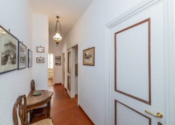 _O2A9827.jpg - Quadrilocale Via Nicolò Saccone, Finale Ligure - foto 2