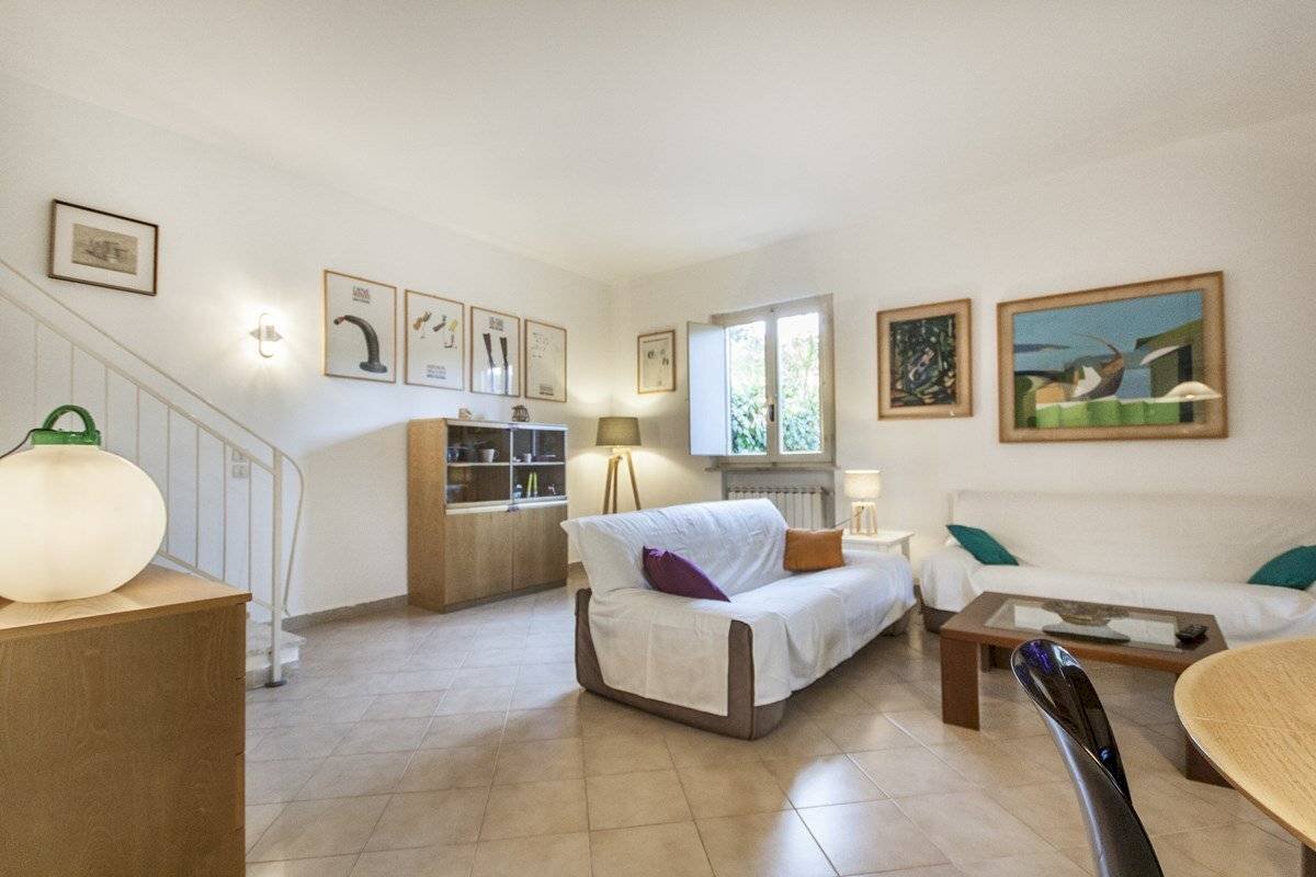 soggiorno - Villa via Ardengo Soffici, Forte dei Marmi - foto 3