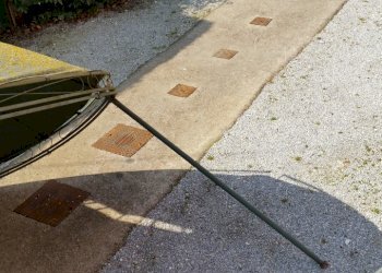 20150319_104921.jpg - Locale Commerciale Via Sarzanese 2691, Lucca - foto 3