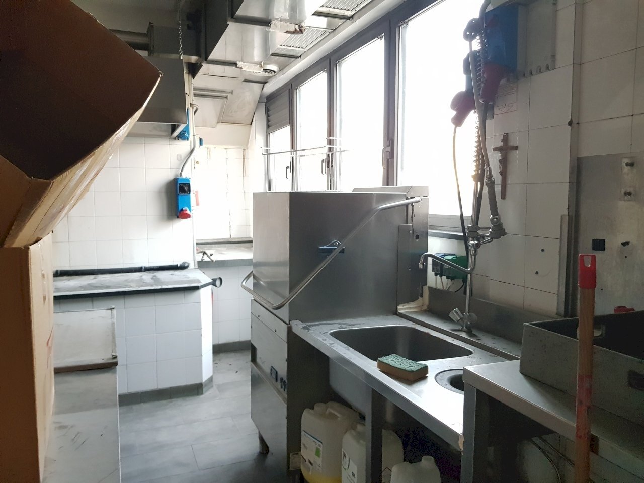 20211025_173342.jpg - Commercial Premises viale europa, Lucca - photo 2