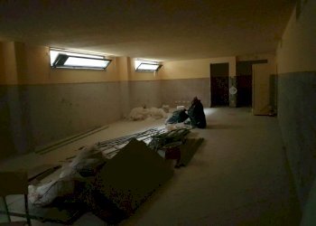 20211025_174451.jpg - Locale Commerciale viale europa, Lucca - foto 3