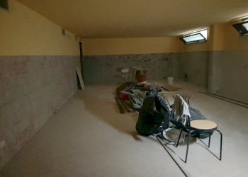 20211025_174422.jpg - Locale Commerciale viale europa, Lucca - foto 4