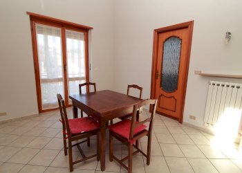 sala pranzo - Two-room apartment Via Silvio Pellico, 11, Manta - photo 8