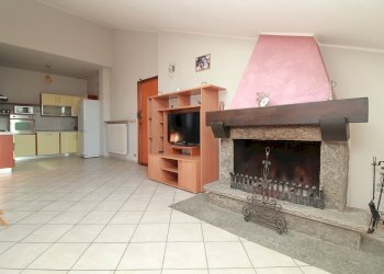 soggiorno - Two-room apartment Via Silvio Pellico, 11, Manta - photo 14