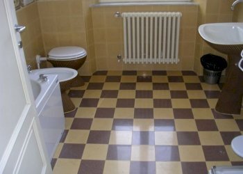 DSCN1844.JPG - Villa Viale Agostino Marti, Lucca - foto 8