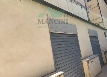 Commercial Premises mura occidentali, Jesi - photo 1