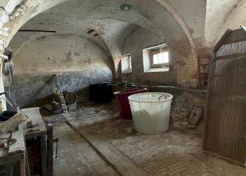 08 DI LEO IMMOBILIARE VENDE CASOLARE DA RISTRUTTUR - Casale Offida - photo 8