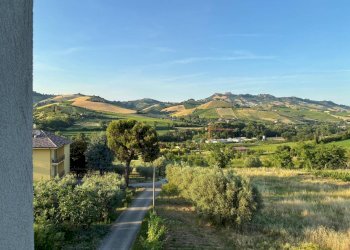 26DI LEO IMMOBILIARE VENDE CASOLARE DA RISTRUTTURA - Casale Offida - photo 26