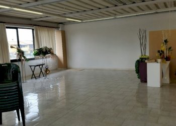 20150311_111816_resized_1.jpg - Locale Commerciale vai spianate, Altopascio - foto 5