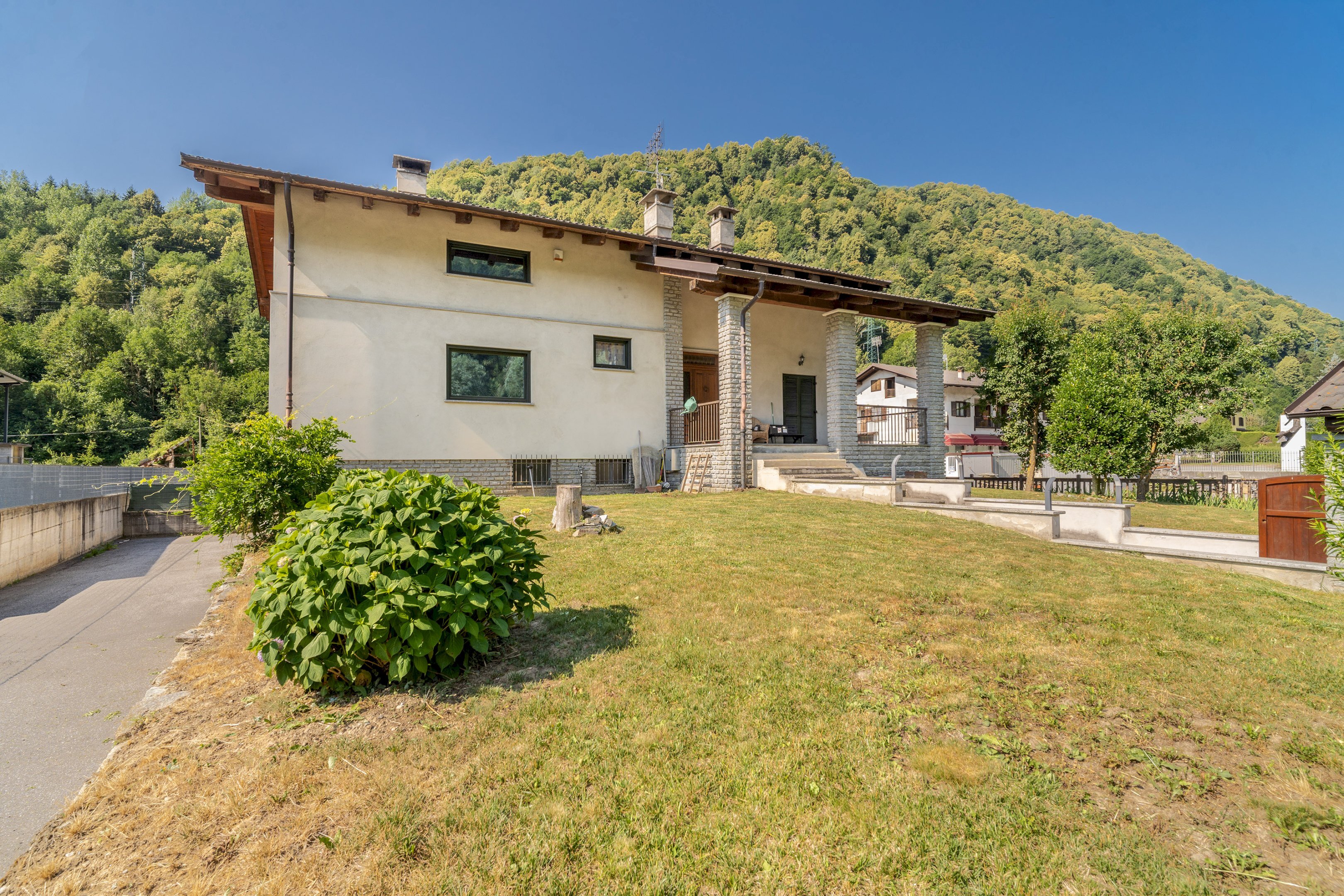 Independent house Borgata Chianile, Snc, Frassino - photo 2