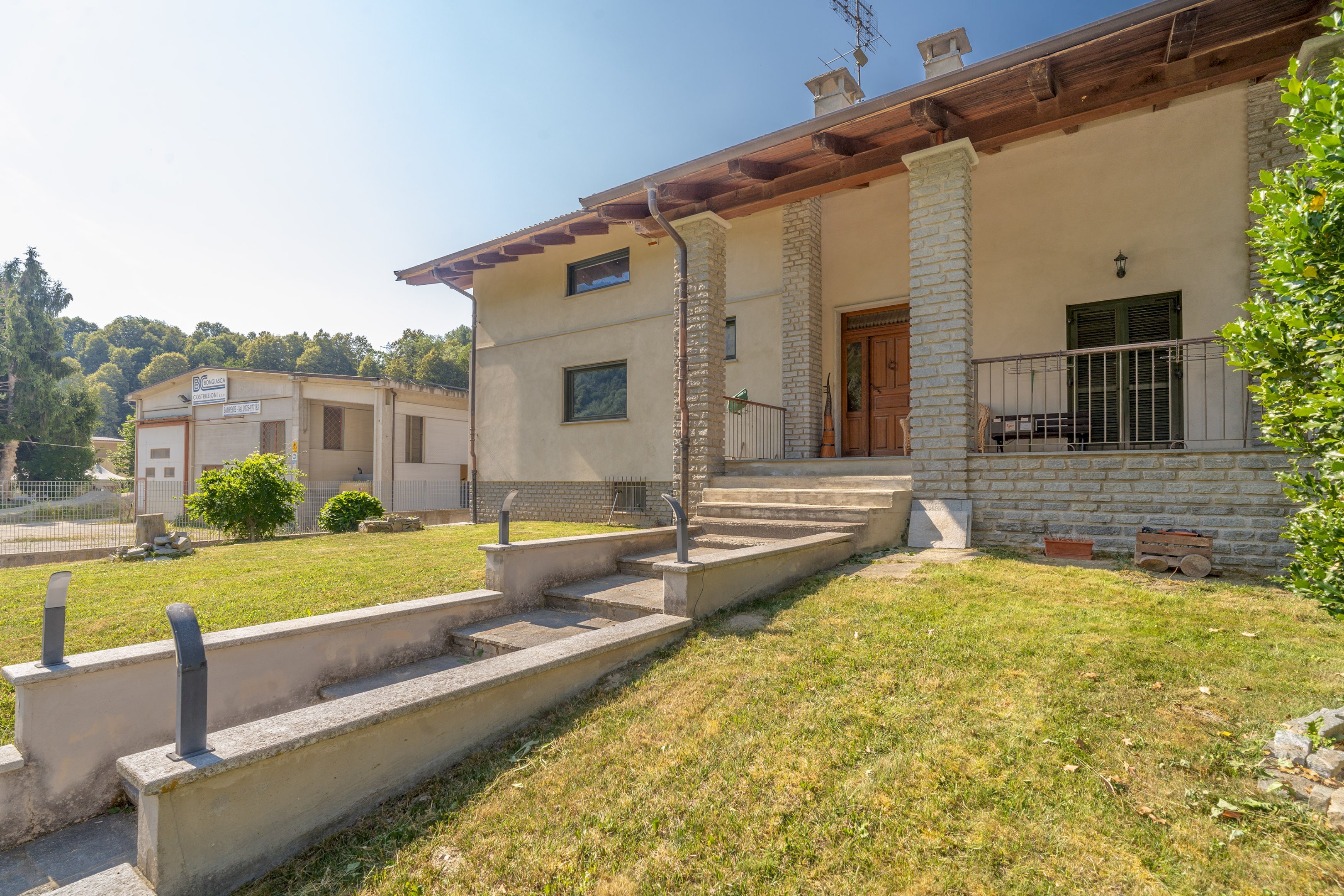 Independent house Borgata Chianile, Snc, Frassino - photo 1