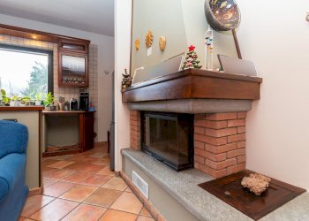Independent house Borgata Chianile, Snc, Frassino - photo 30