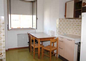 CUCINA ABITABILE - Appartamento Livorno - foto 7