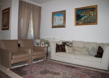 IMG_9696-001.JPG - Four-room apartment Siracusa - photo 8