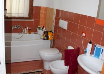 IMG_9703-001.JPG - Four-room apartment Siracusa - photo 20