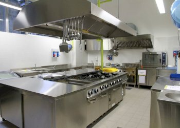 arredo-casa-parma-vendita-camere-cucine-soggiorni- - Ristorante Via Santa Croce, Lucca - foto 4