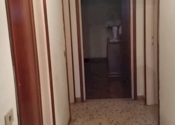 20160503_183331.jpg - Villa Via della Chiesa Diciottesima, Lucca - foto 25