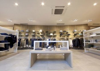 02.jpg - Abbigliamento - Intimo Via Santa Croce, Lucca - foto 7