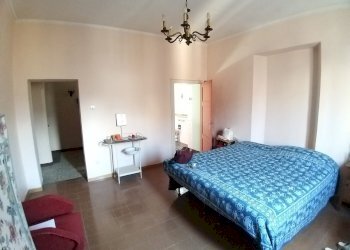 15.jpg - Four-room apartment Piazza Cesare Caporali 4, Castiglione del Lago - photo 15