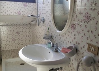 25.jpg - Four-room apartment Piazza Cesare Caporali 4, Castiglione del Lago - photo 25