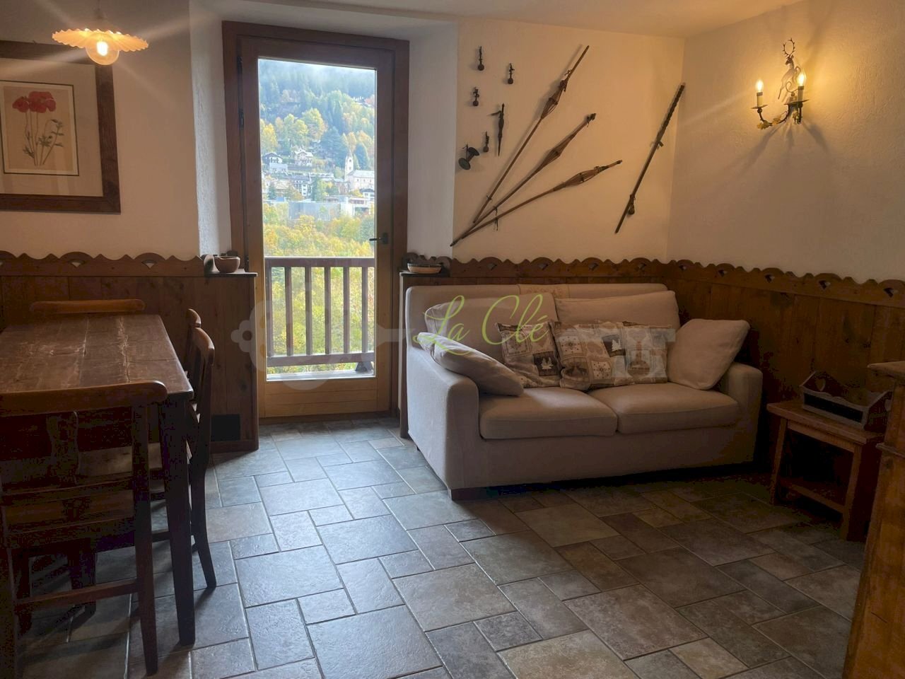 AFFITTO COURMAYEUR - SOGGIORNO CON ZONA PRANZO E A - Trilocale Via San Giocondo, Courmayeur - foto 3