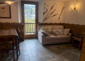AFFITTO COURMAYEUR - SOGGIORNO CON ZONA PRANZO E A - Three-room apartment Via San Giocondo, Courmayeur - photo 3