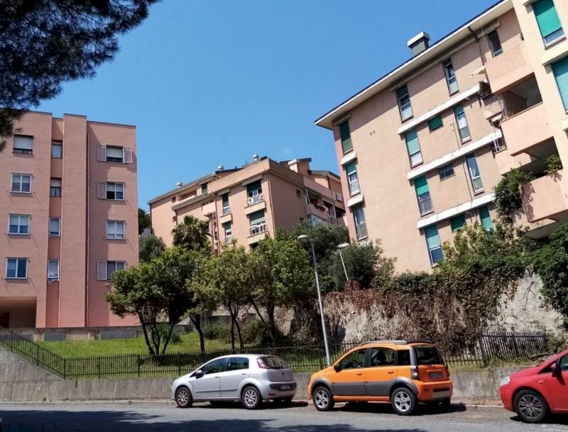 Box via Mongrifone, Savona (zona Mongrifone) - foto 1