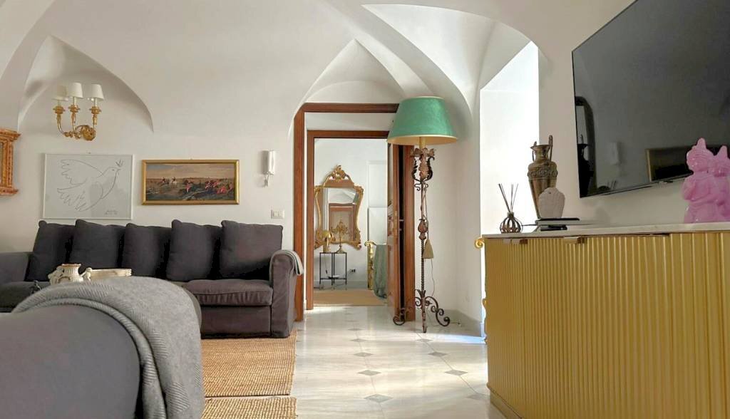 Salone - Two-room apartment piazza Grazioli, 18, Roma (neighborhood Centro Storico) - photo 1
