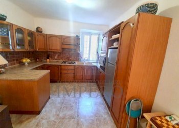 Bilocale Vico Sotto Rocchetta 8, Ventimiglia - foto 4